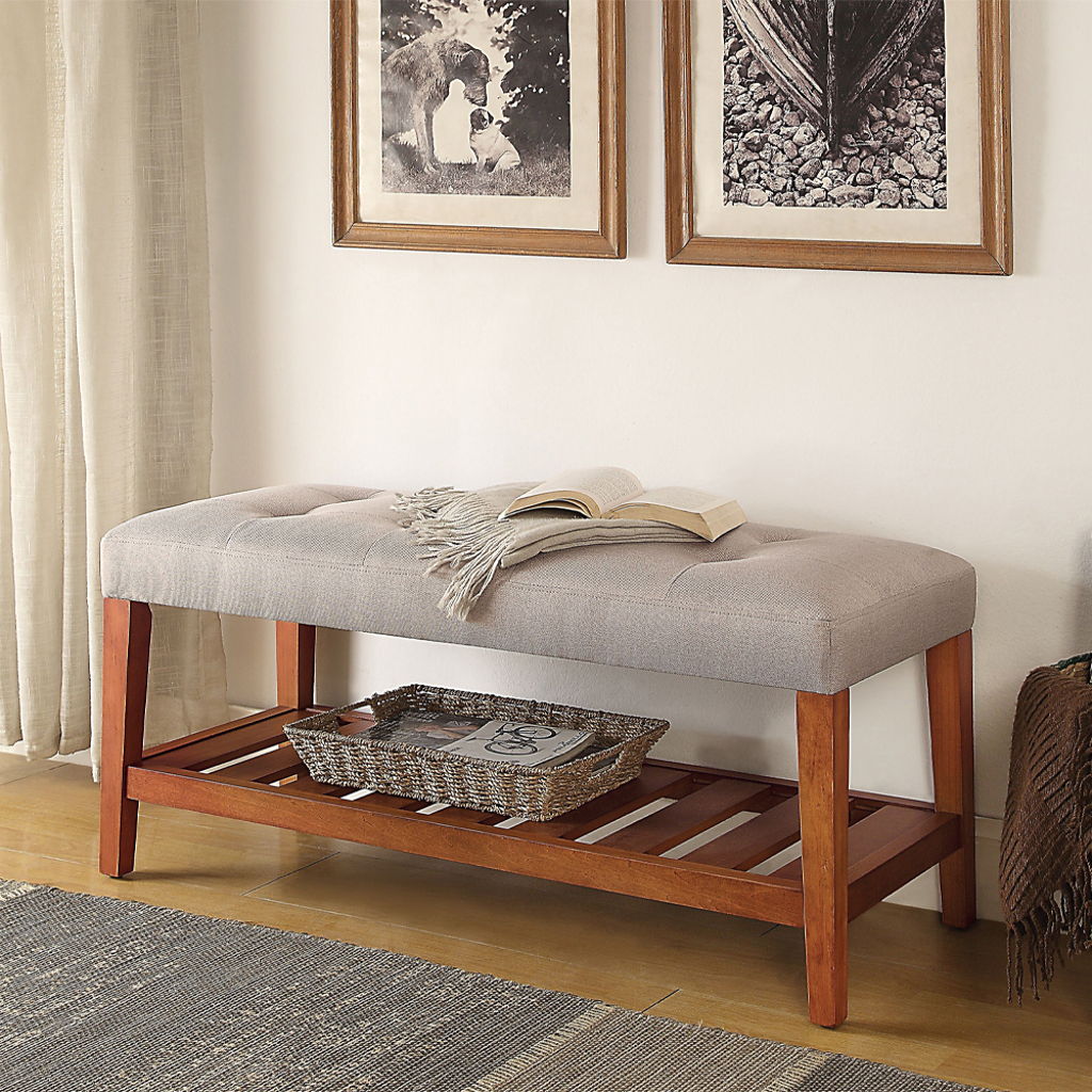 Charla - Bench