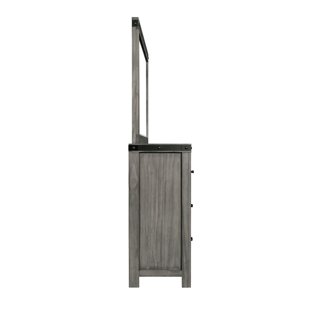Wade - 7-Drawer Dresser