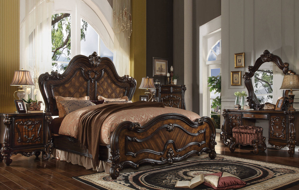 Chapelhill Cherry Bedroom Set