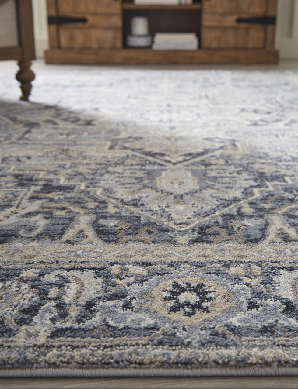 Honora 8' x 10' Rug