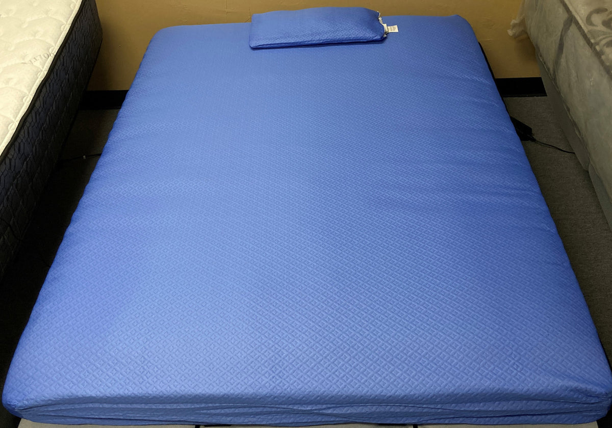 iKidz Blue Full Memory Foam Mattress and Pillow