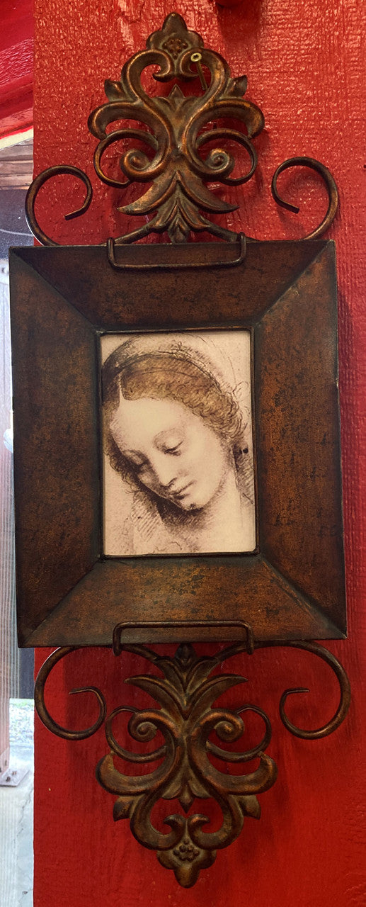 Wall Art with Expandable Frame
