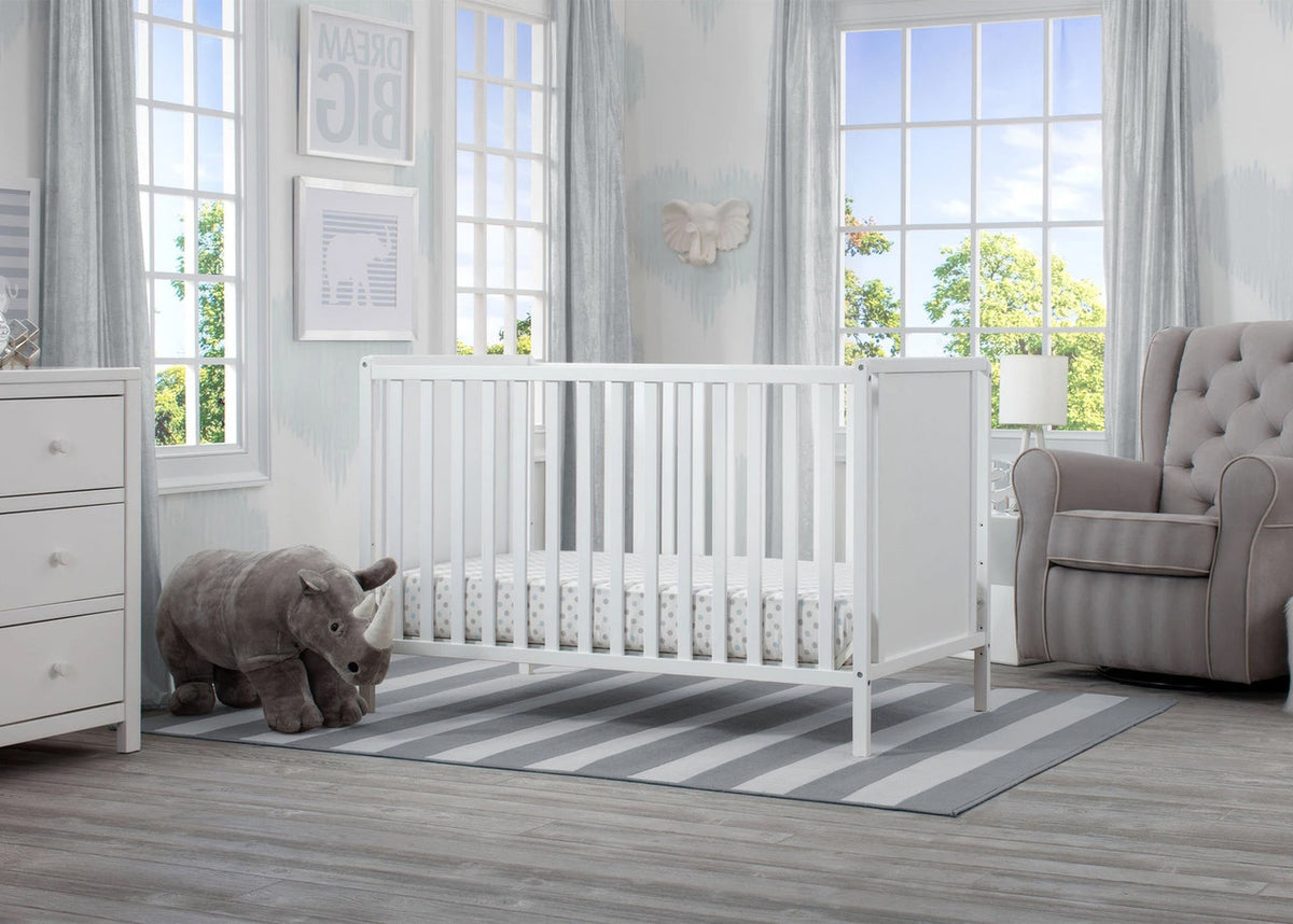 KYLE White 4-in-1 Crib