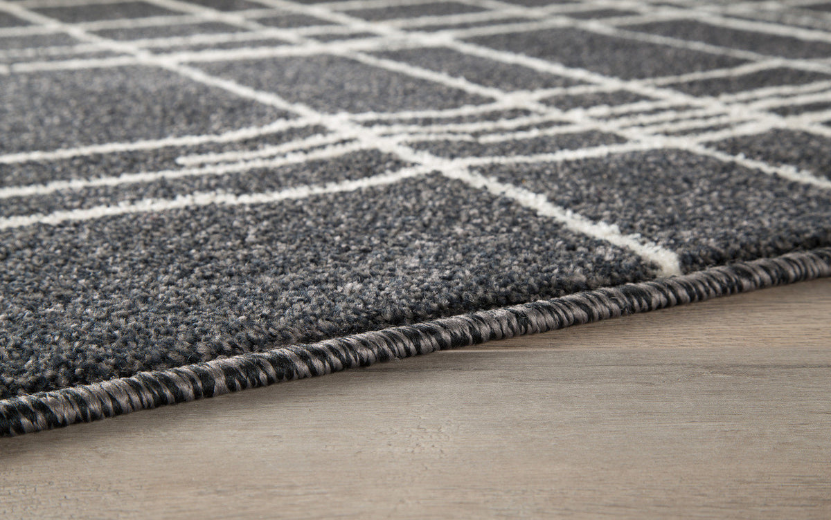 Luna 6' x 8' Area Rug