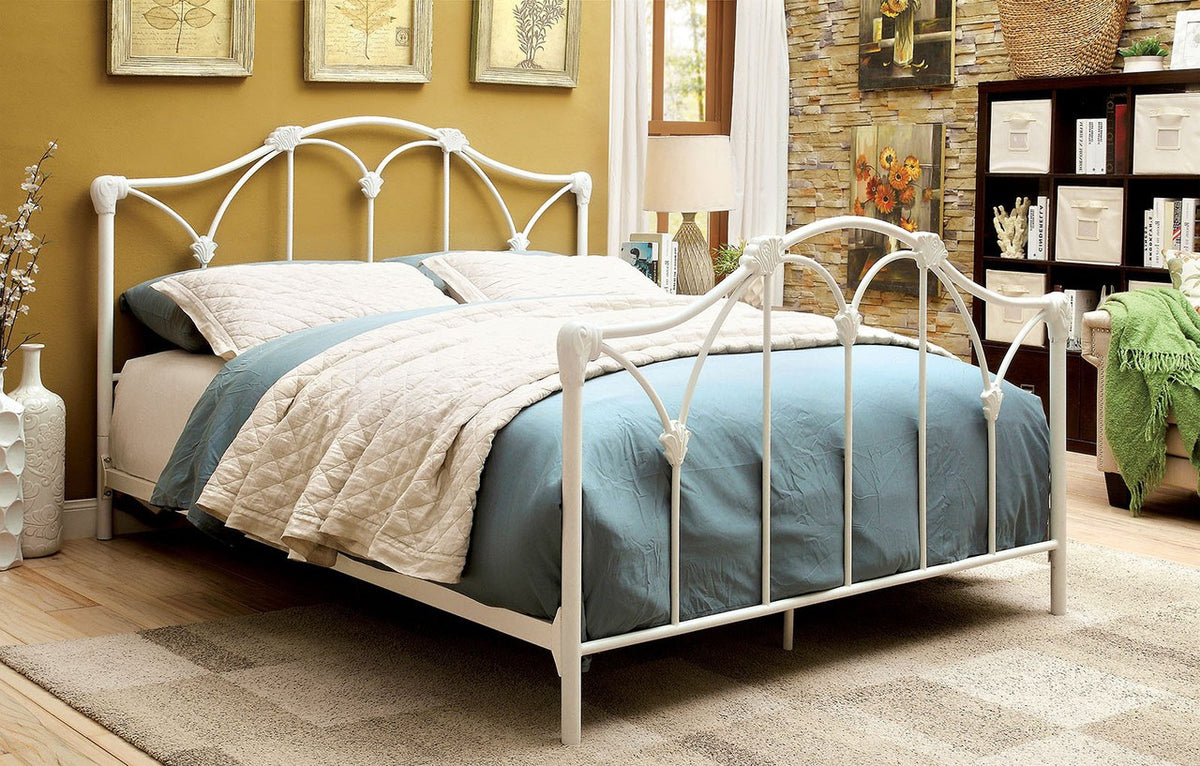 Maelie Queen White Headboard