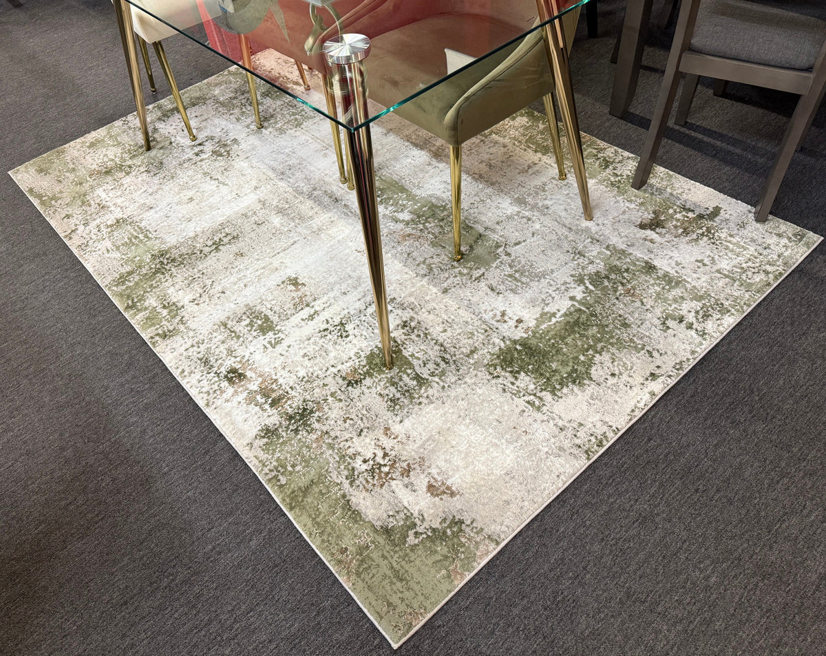 SHANTAL Green & Cream 5' x 8' Area Rug