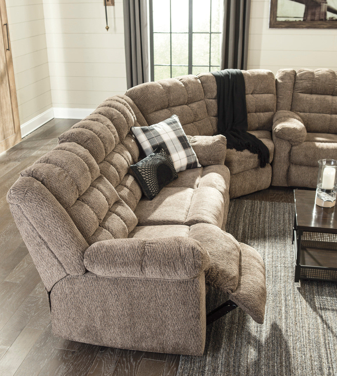 Wilkford Reclining Sectional
