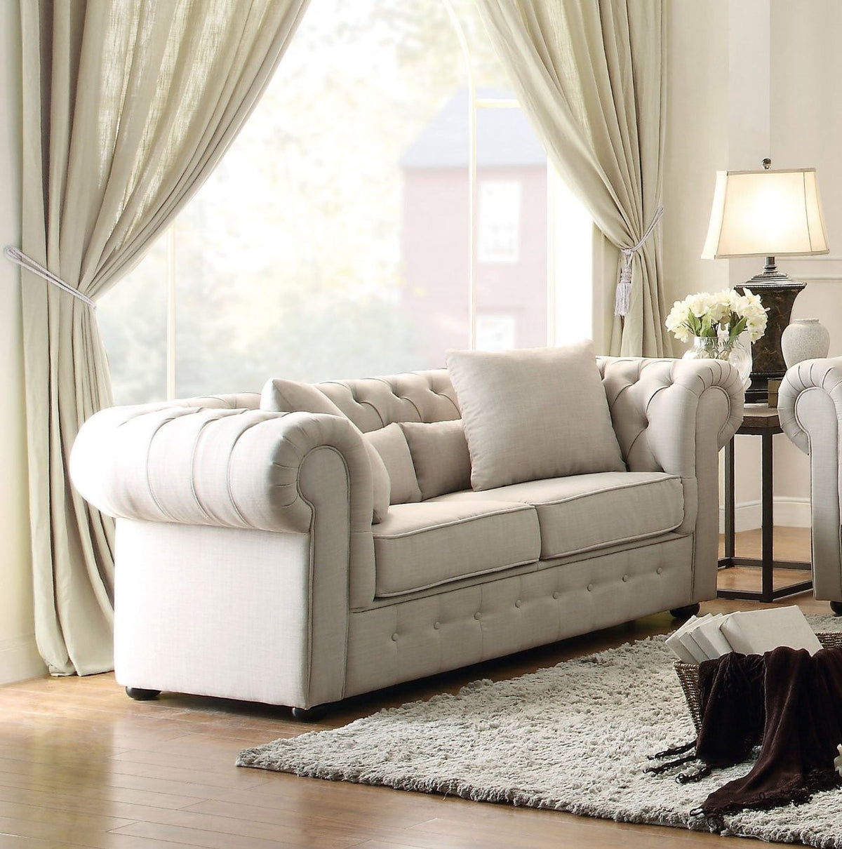 WILLIAMSBURG Sofa & Loveseat