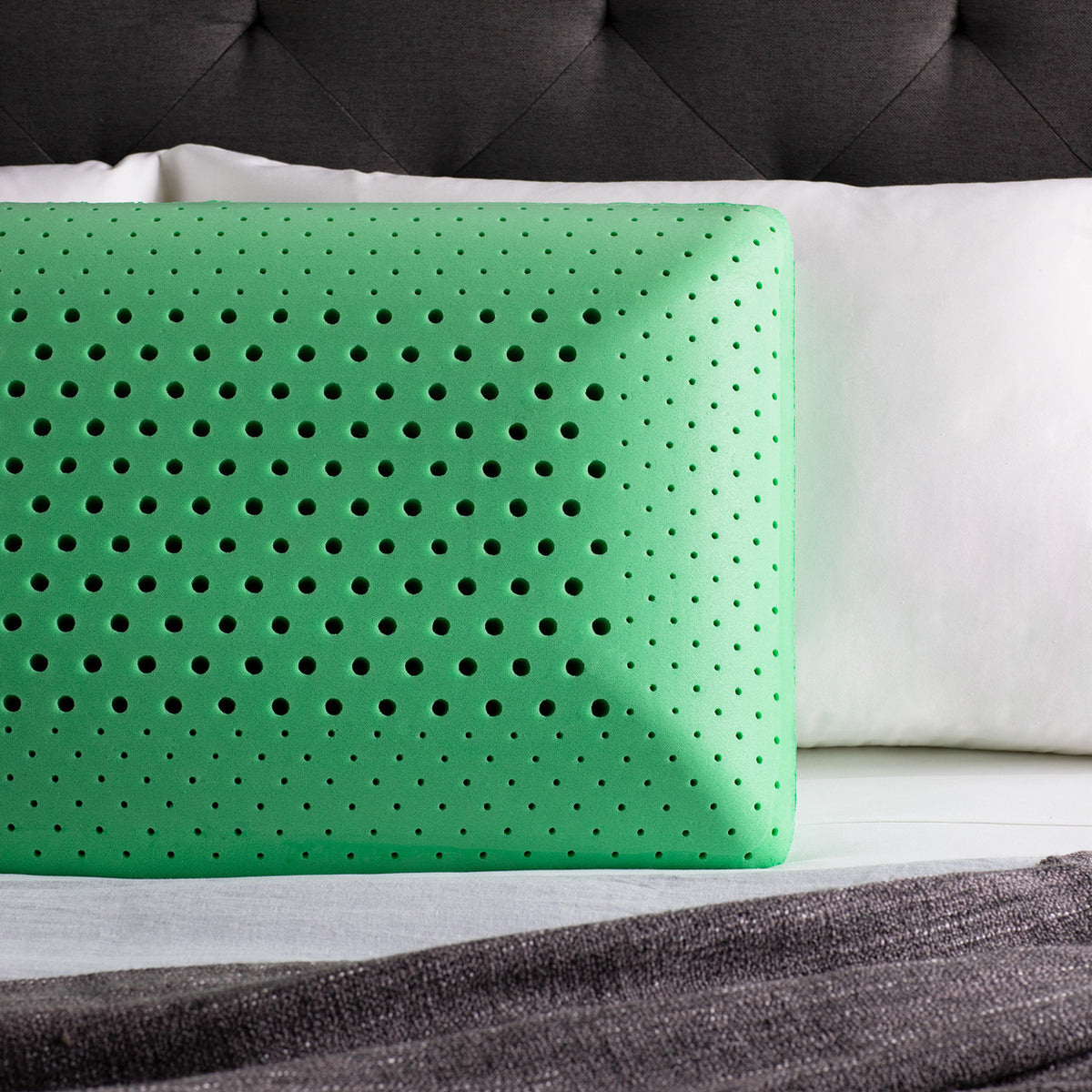 Zoned ActiveDough Peppermint Pillow with Aromatherapy Spray, Mid Loft