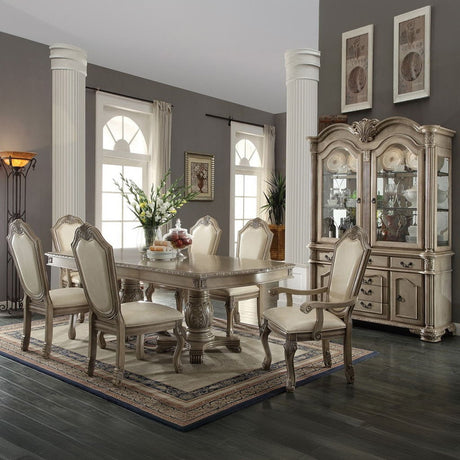 Chateau De Ville - Buffet & Hutch