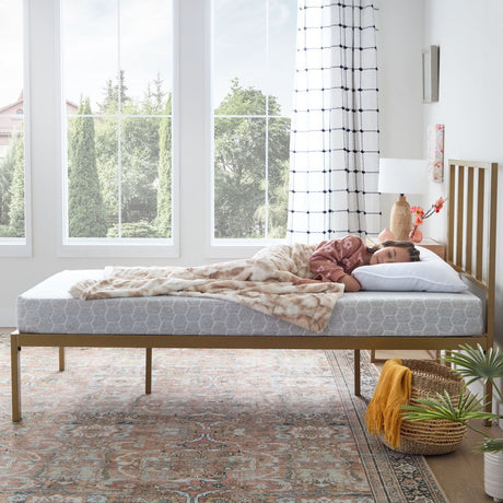 Weekender - 6" Gel Memory Foam Mattress With Waterproof Cover - Twin
