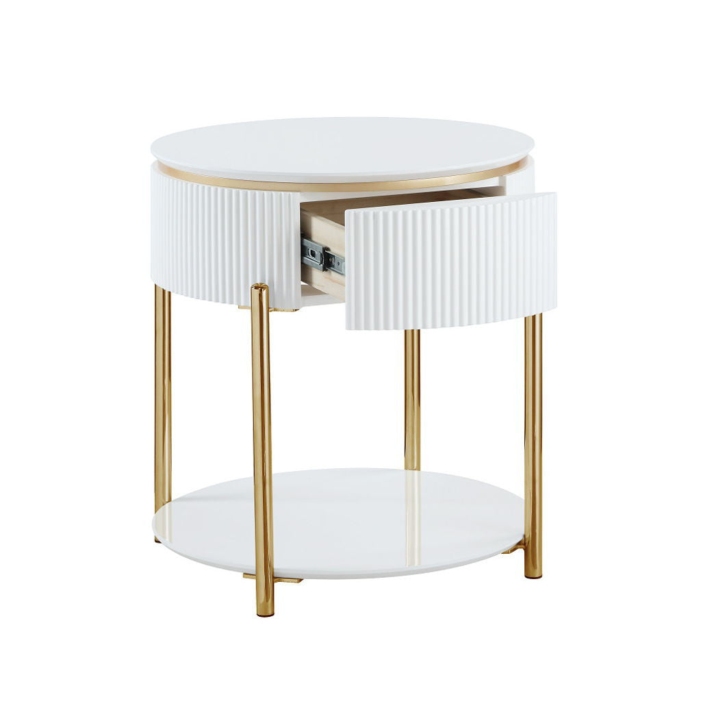 Daveigh - Table
