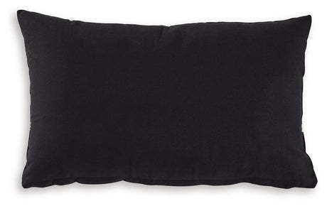 Gavrileigh - Pillow
