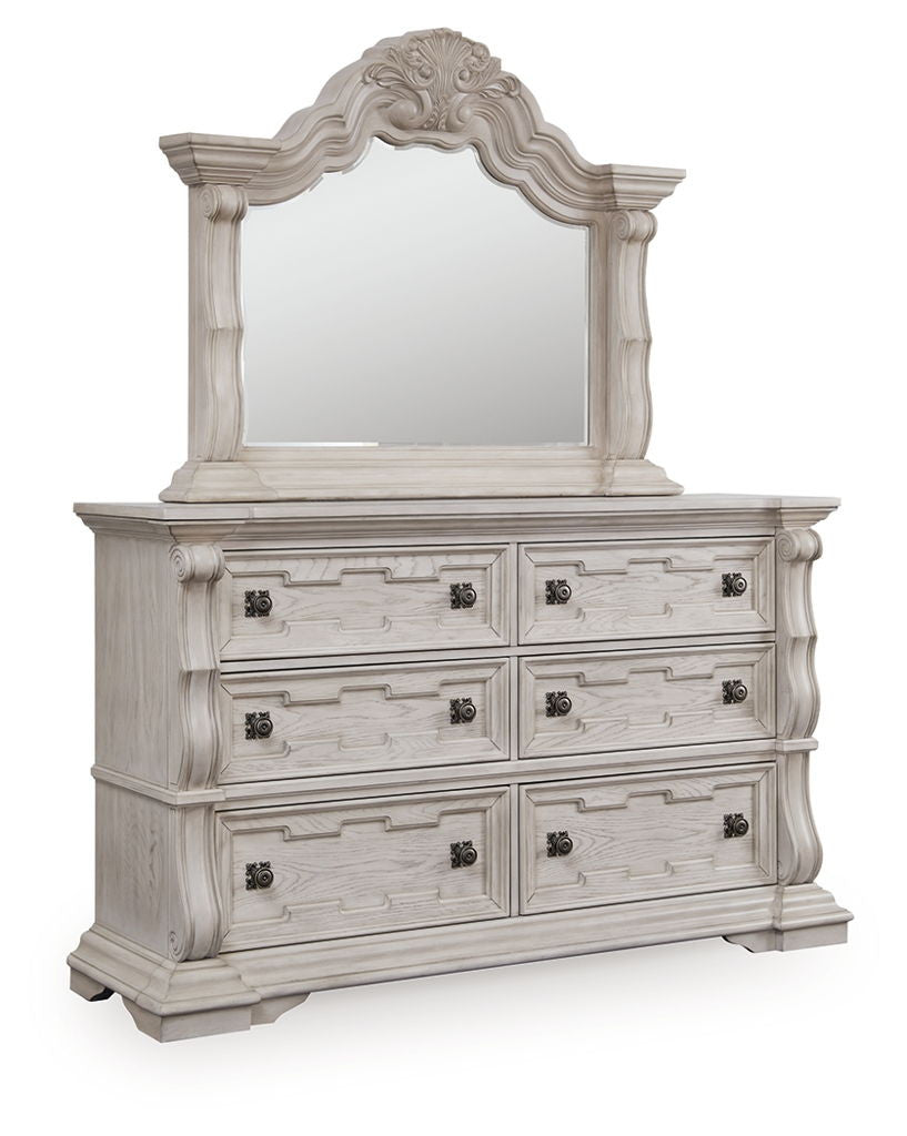 Bruchandi - Dresser