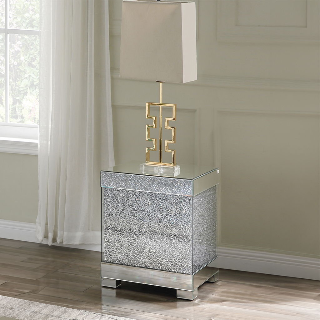 Mallika - Table