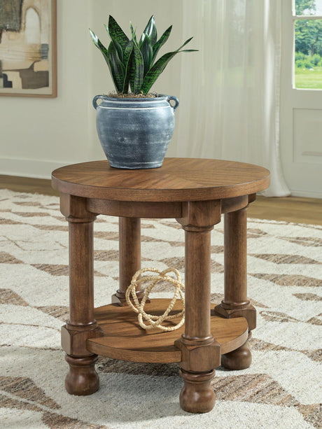 Chadworth - Round Table