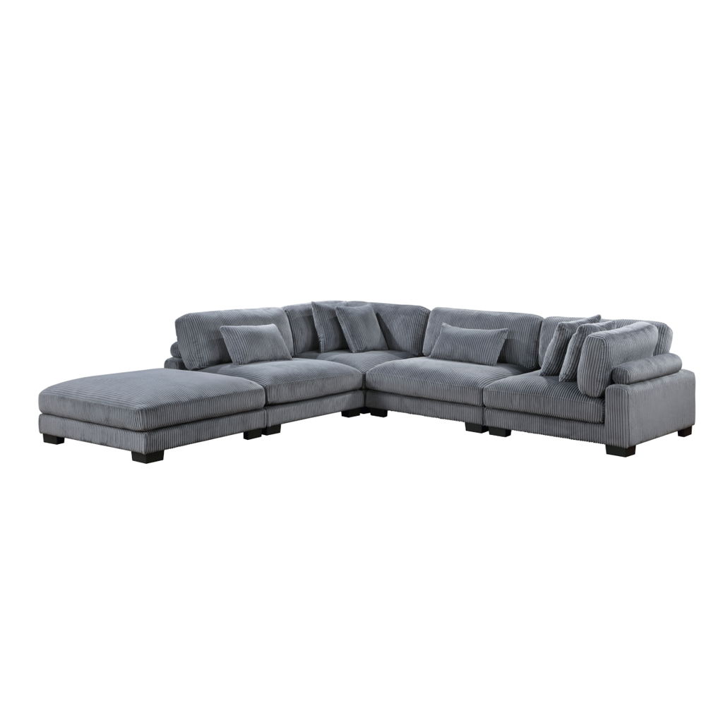 Traverse - Sectional With Ottoman