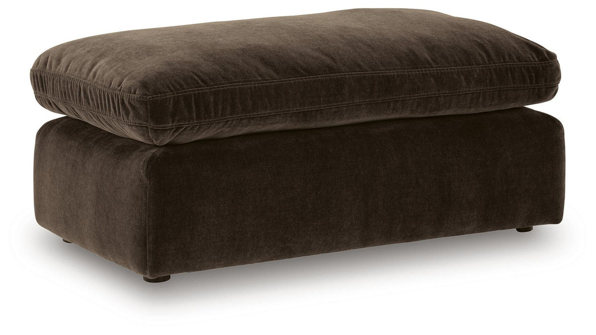 Maxton Heights - Ottoman