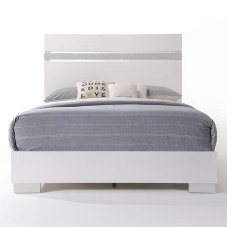 Naima II - Bed