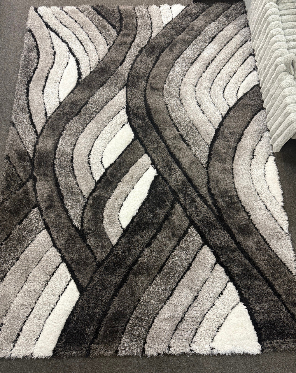 ARGYLE Black/Gray 5' x 8' Luxury 3D Area Rug