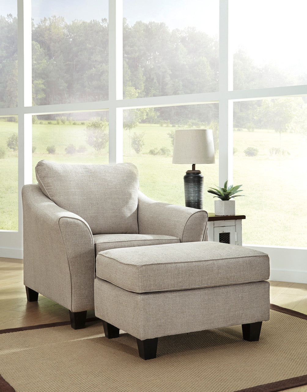 ALAMEA Accent Chair