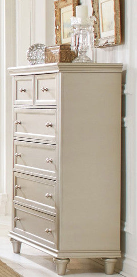 Ariella Pearl Chest