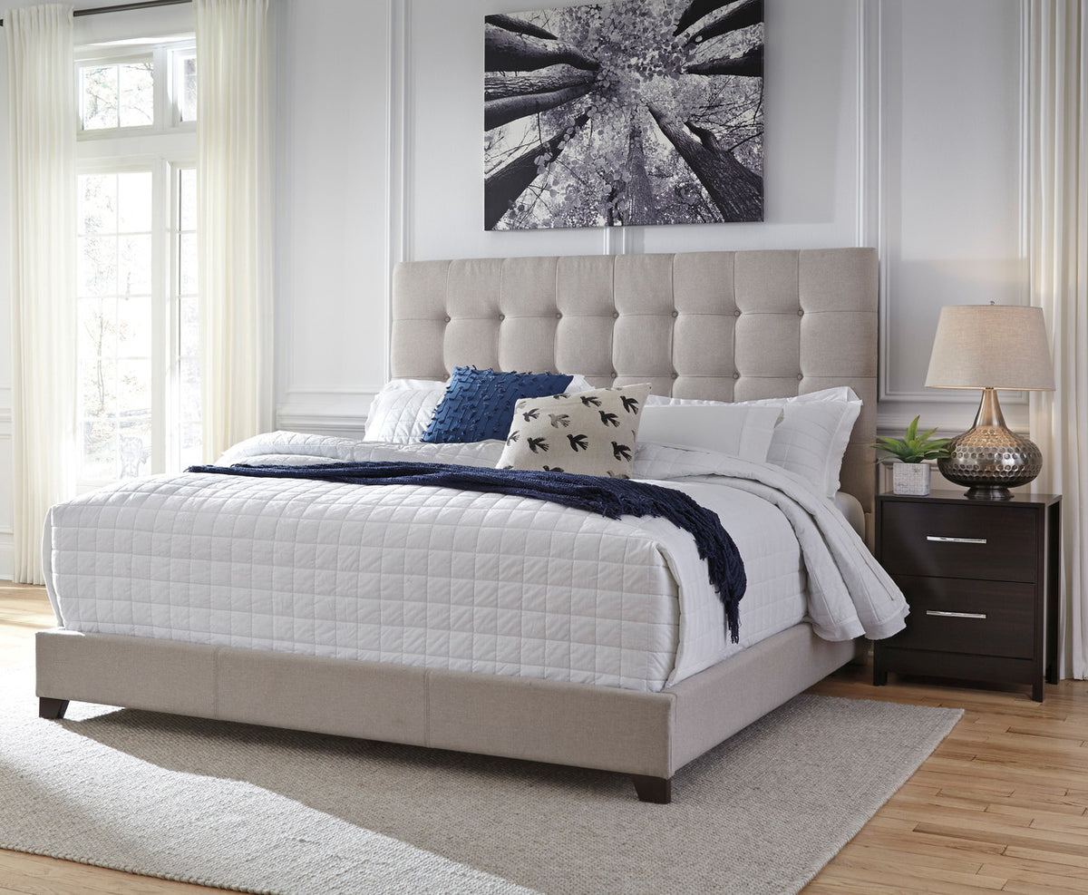 Ashton Upholstered Bed