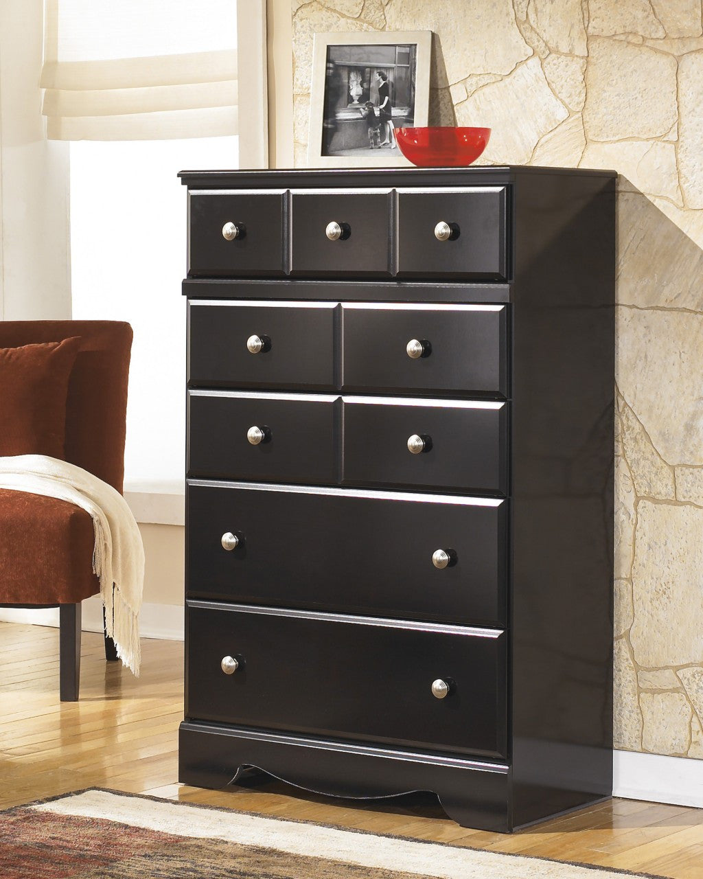 DOMINIC Black 31" Wide 5 Drawer Chest