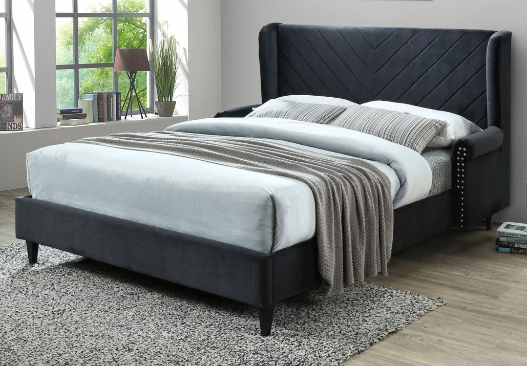 BRITTA Black Bed