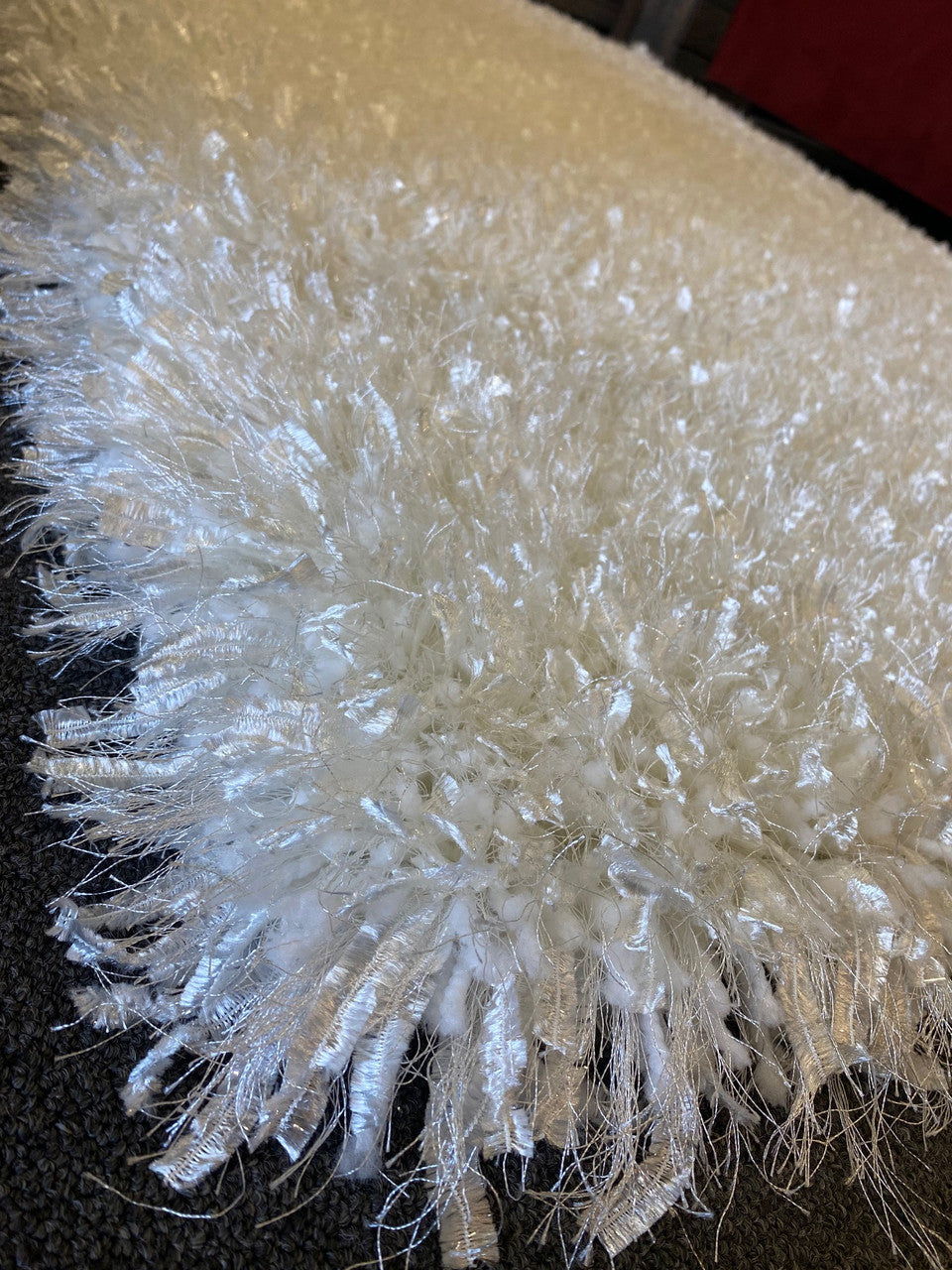CIRRUS Off-White 5' x 8' Luxury Shaggy Area Rug with Metallic Shimmer