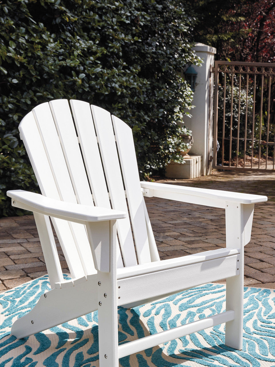 CHAMPLAIN White 32" Wide Adirondack Chair