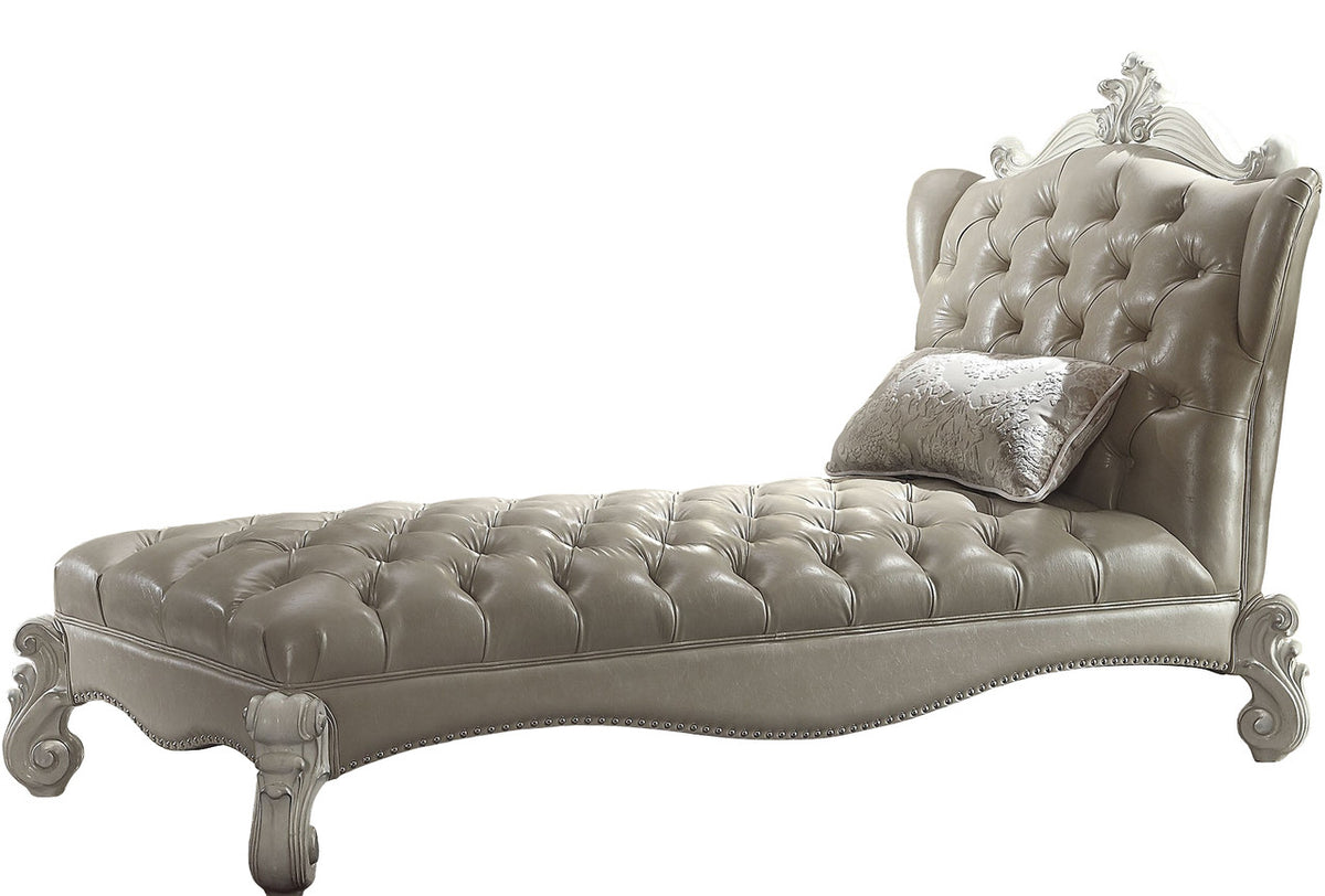 Chapelhill White Chaise