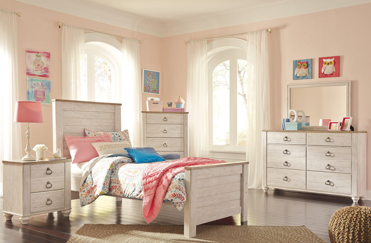 CRESTHILL Youth Bedroom