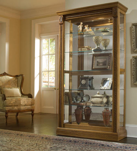 Gian Oak Curio with Sliding-Door & Lock