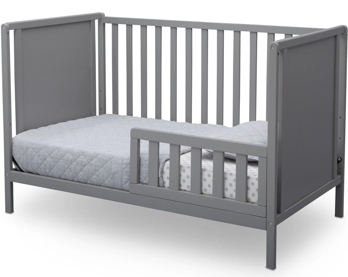 KYLE Gray 4-in-1 Crib
