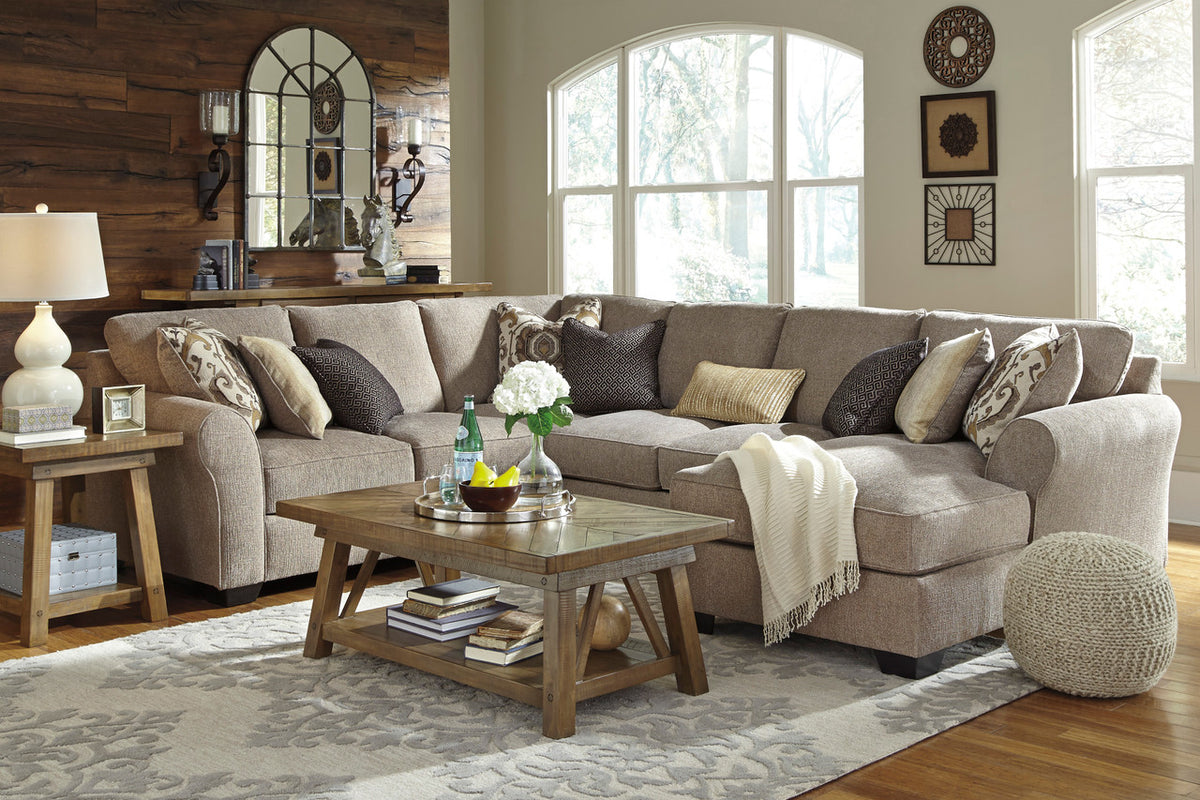 LAGUNA HEIGHTS Taupe 135 x 130" Sectional