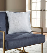 Leapton 18" x 18" Pillow