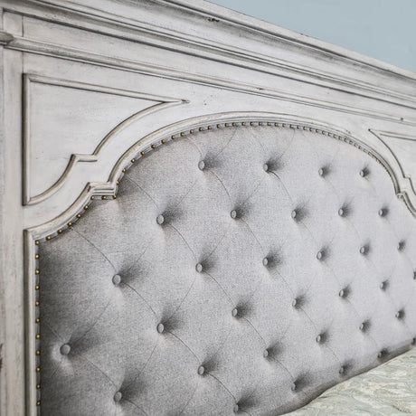 NEWHAVEN Vintage White Bed