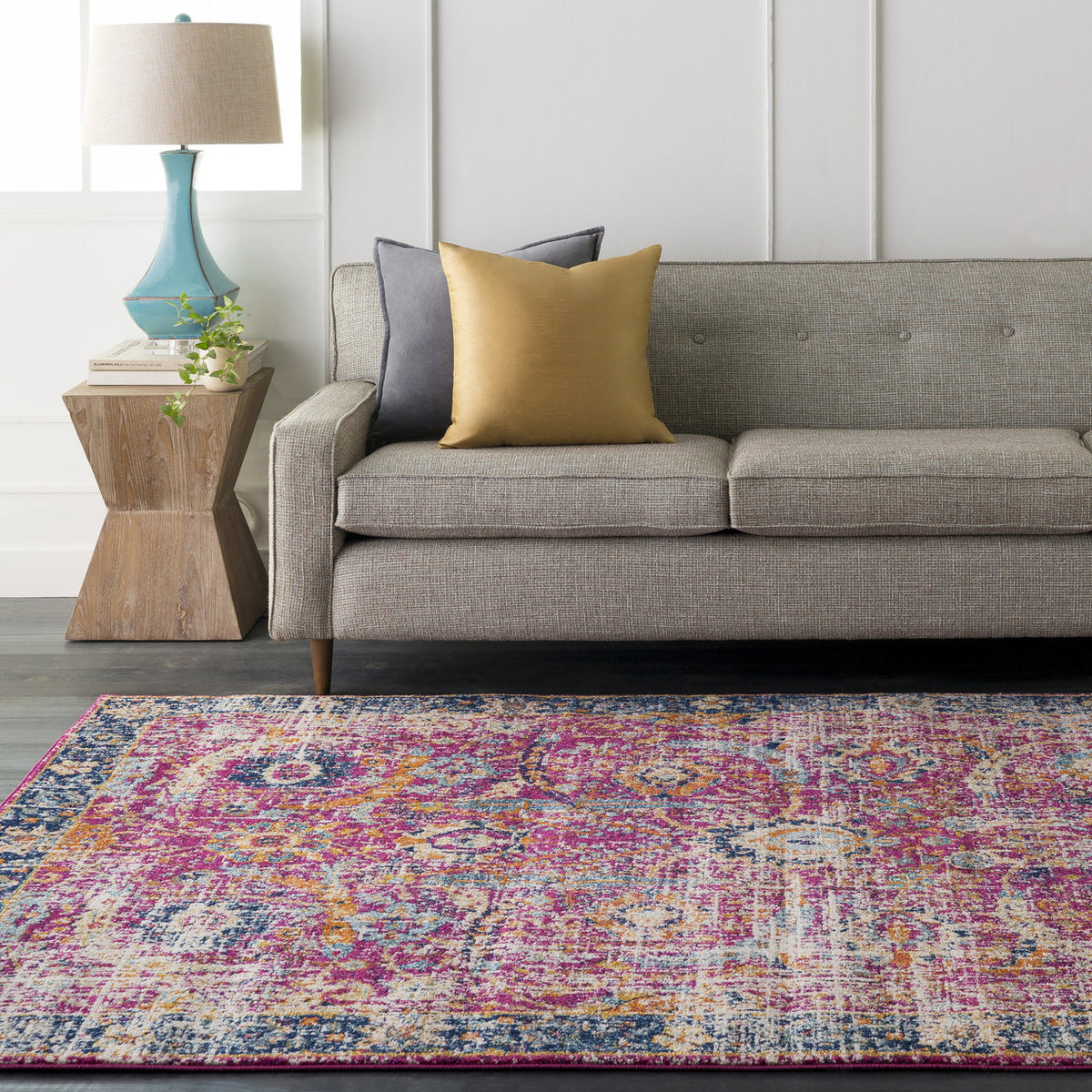 Naitee 5' x 7' Rug