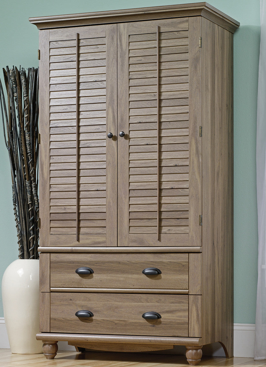 Porto Alegre Oak Armoire