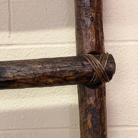 PUEBLO 6 Foot Accent Ladder