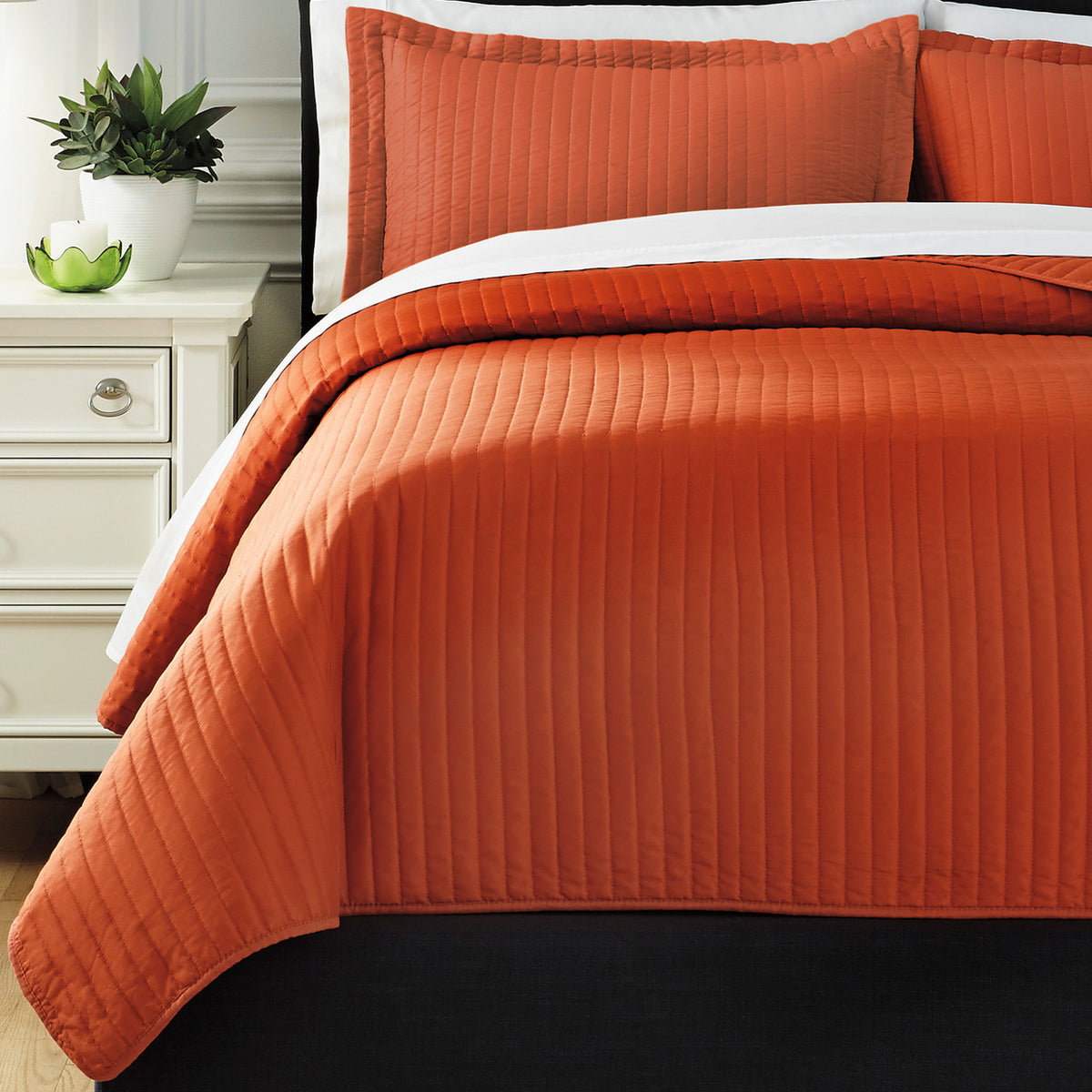 Raleda Orange Coverlet Set