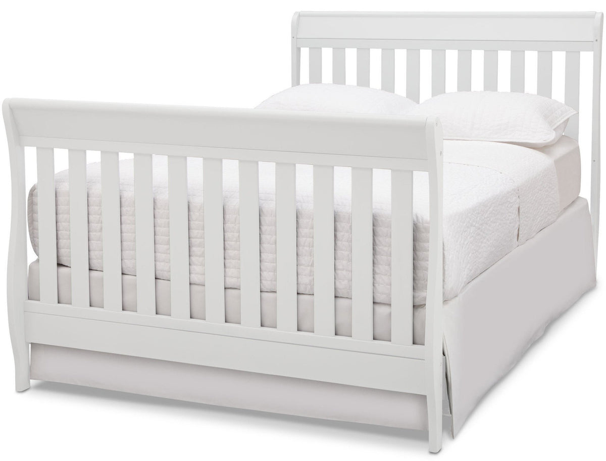 REECE White Crib N Changer