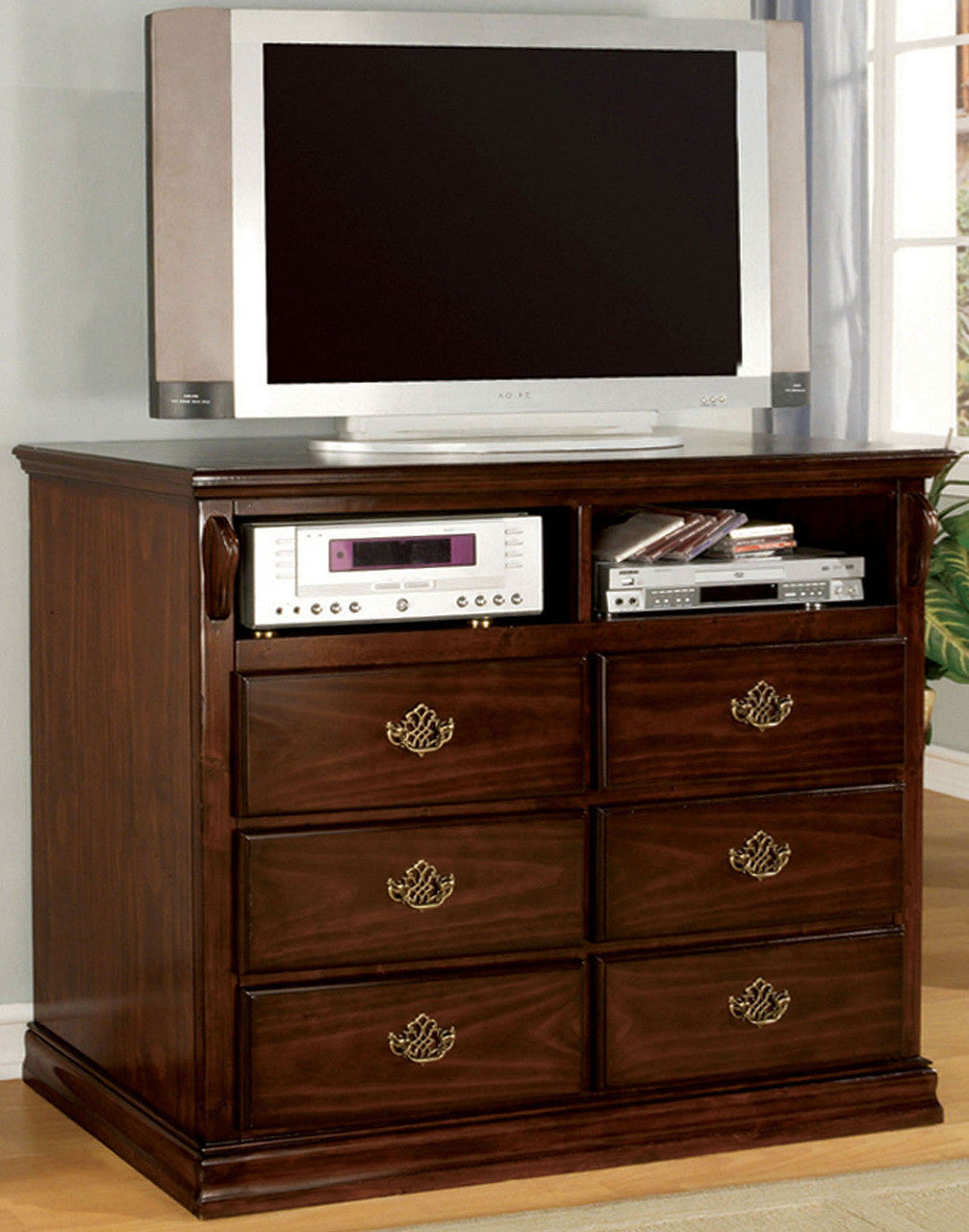 Saffron Media Chest