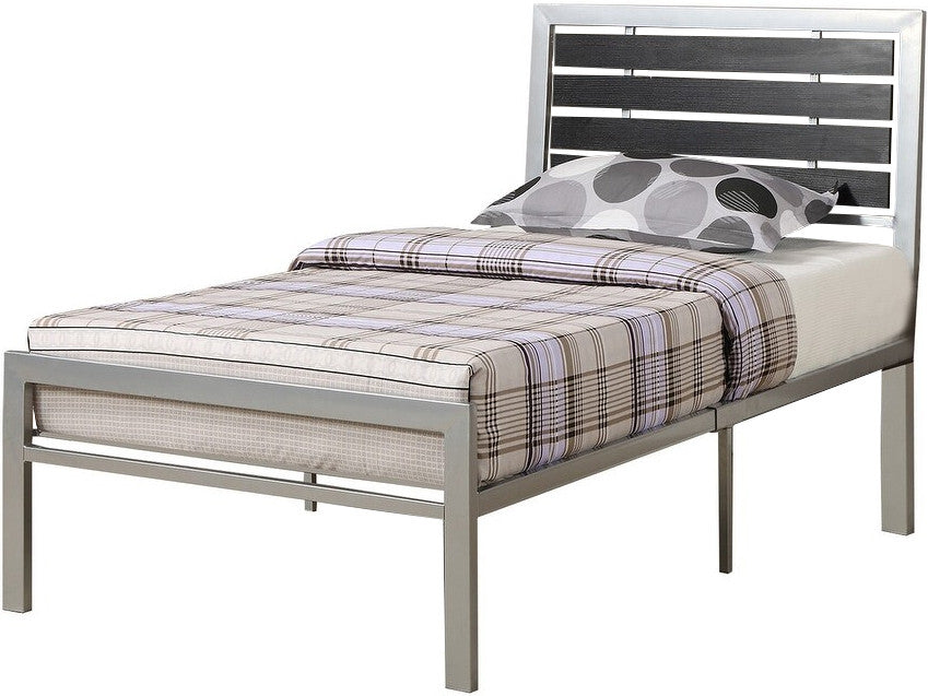 UMMA Black & Silver Bedroom Set