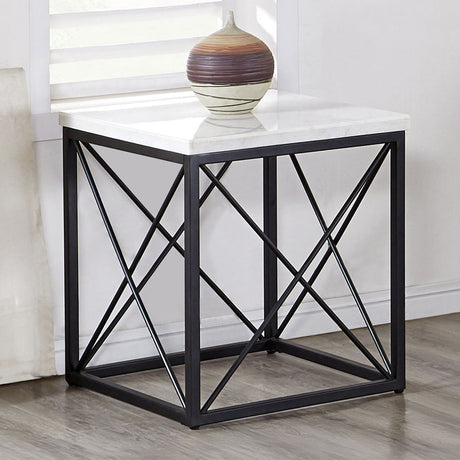 Skyler - Table