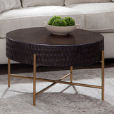 Bobbi - Round Table