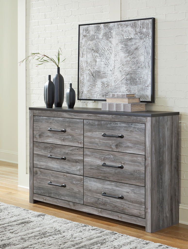 Bronyan - Dresser
