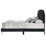 Zeena - Bed