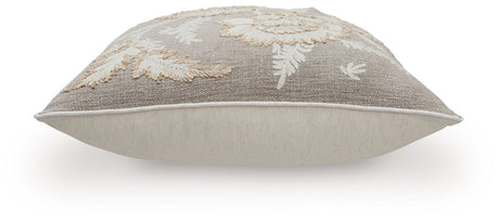 Viveka - Pillow